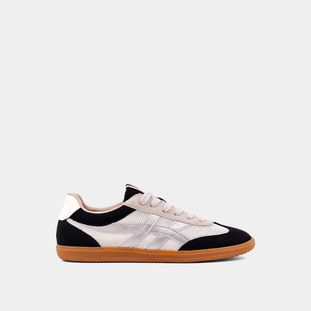 Sasha Sneaker