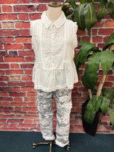 Load image into Gallery viewer, Camo Cargo Pant
