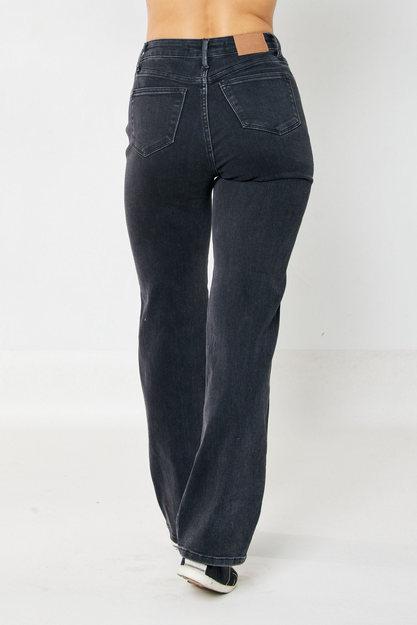 Judy Blue HW Rigid Magic 90'S Knee Destroy Straight