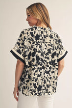 Load image into Gallery viewer, Travel The World Blouse
