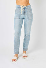 Load image into Gallery viewer, Judy Blue High Waist Vintage Double Cuff Jogger
