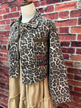 Load image into Gallery viewer, Leopard &amp; Rose Patchwork Cropped Denim Jacket

