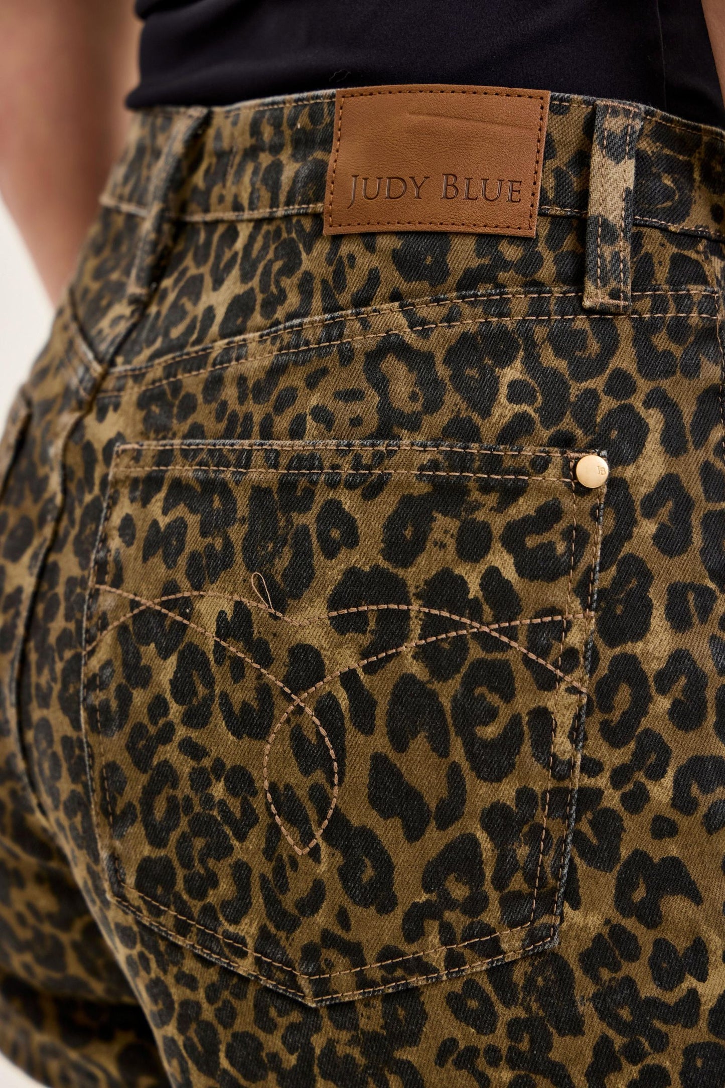 Judy Blue Leopard Print Short