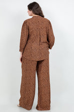Load image into Gallery viewer, Band Collar Blouse With Smocked Sleeves

