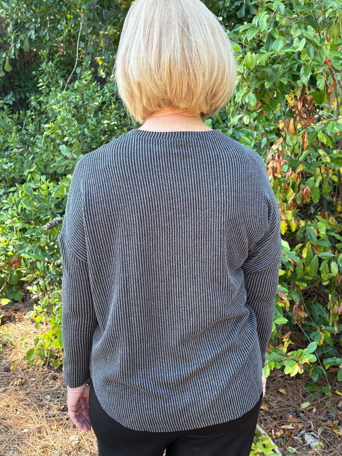 Wave Rib V-Neck Long Sleeve Top