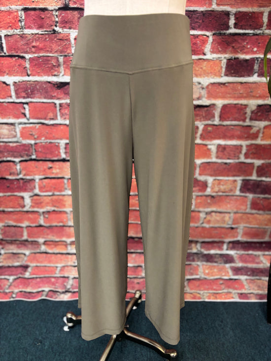 Wide Leg Gaucho Pant