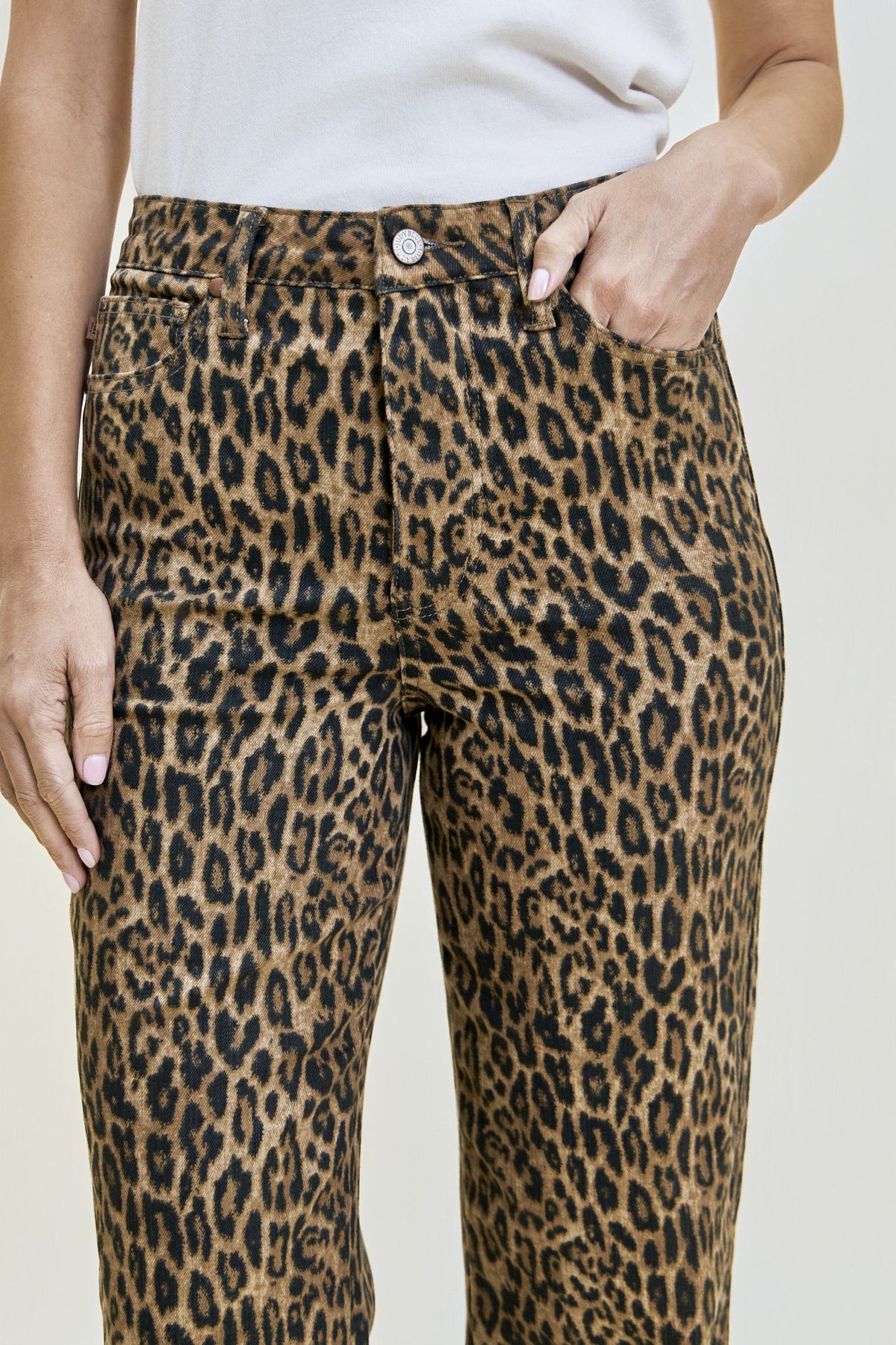 Judy Blue Kimberly HW TC Leopard Classic Straight