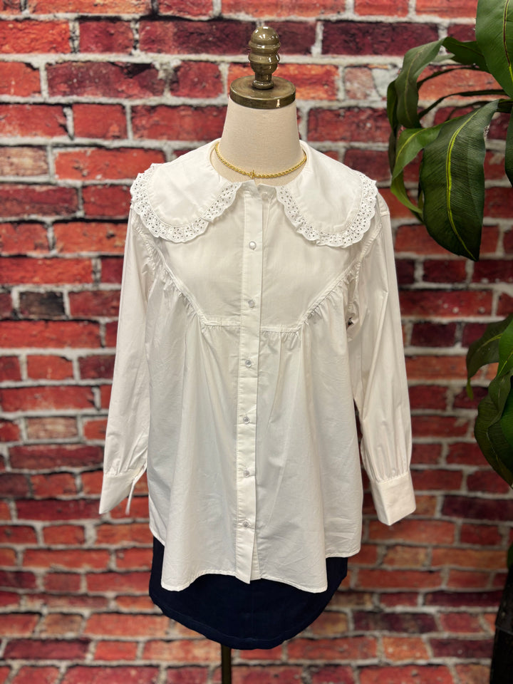 Sweet Lace Collar Cotton Blouse