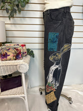 Load image into Gallery viewer, Hip To The Hop Pant
