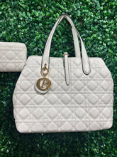 Load image into Gallery viewer, Regina Bag
