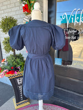 Load image into Gallery viewer, Fall Fast Dress
