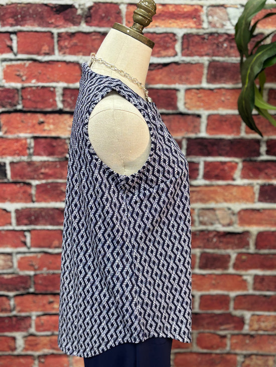 Sleeveless Key Hole Top