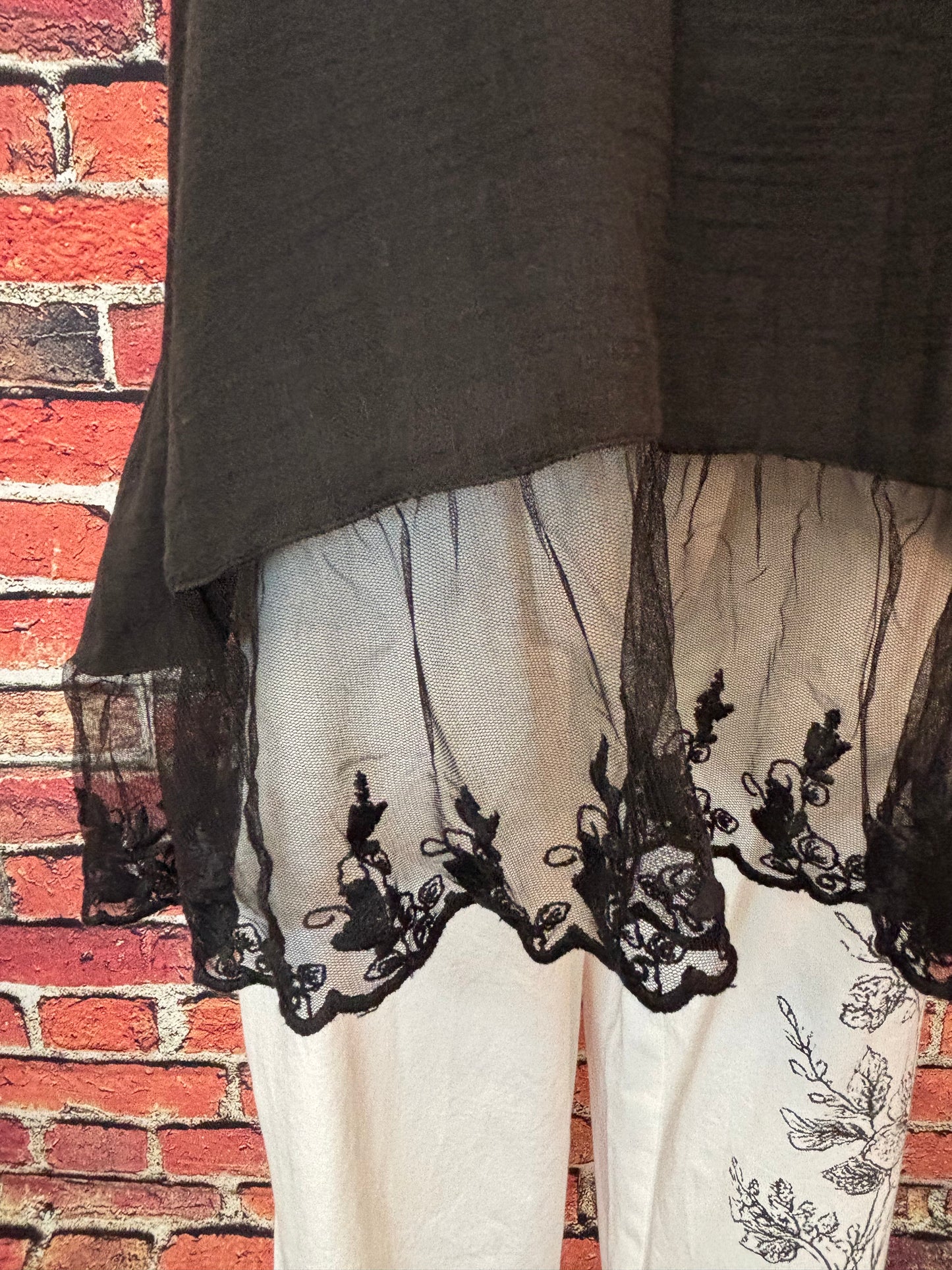 Black Cotton Lace Hem Cami