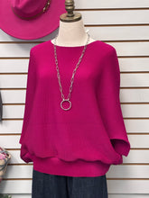 Load image into Gallery viewer, Can’t Imagine Top
