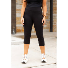 Load image into Gallery viewer, Black Capri Legging
