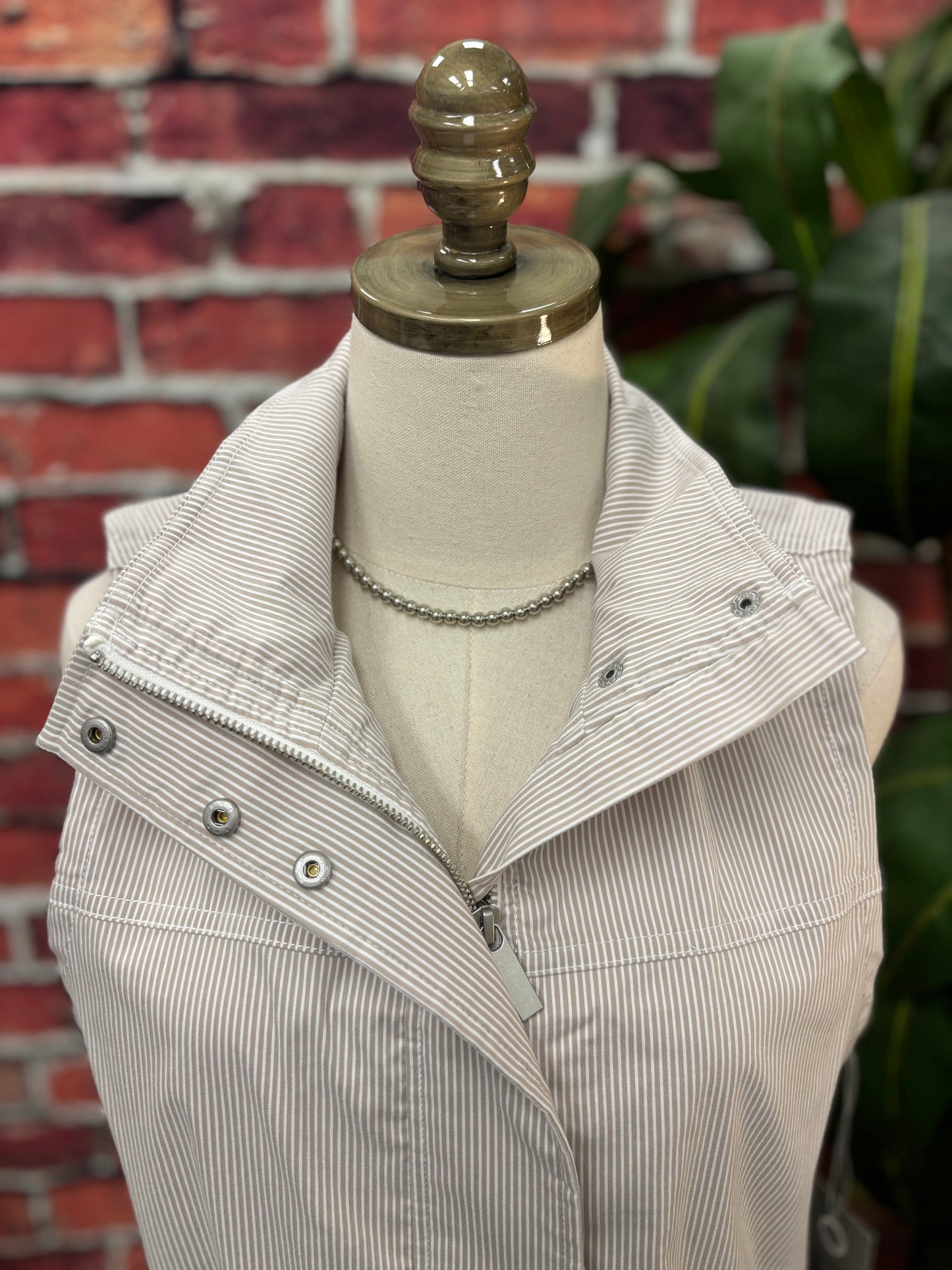 Cool Tech Stripe Utility Vest
