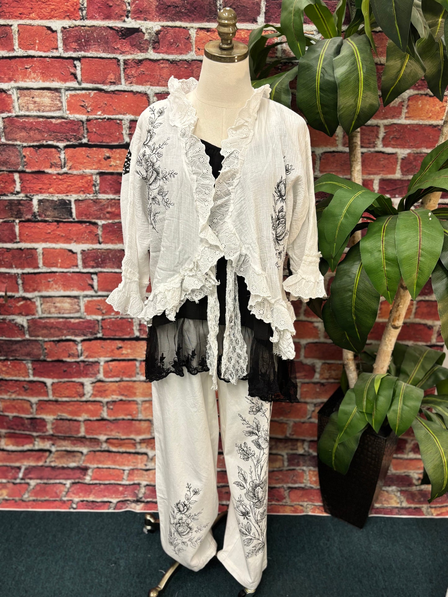 Vintage Romance Cardigan