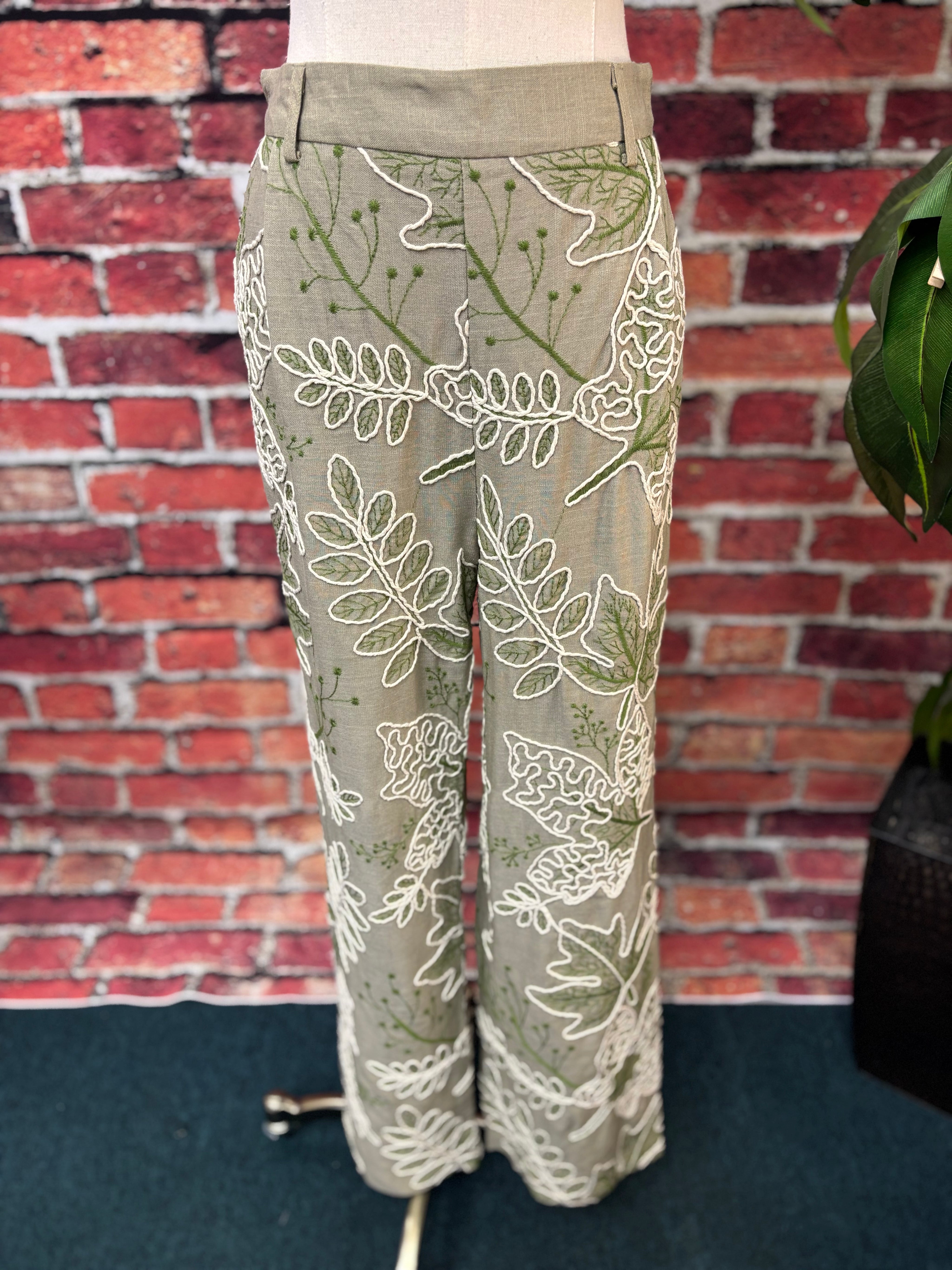 Embossed Wide Leg Pant