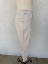 Load image into Gallery viewer, Coastal Breeze Capri Pants
