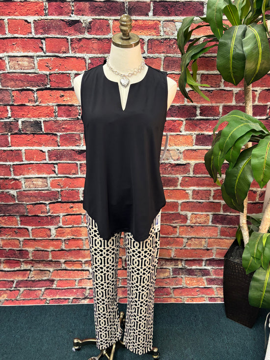Sleeveless Key Hole Top