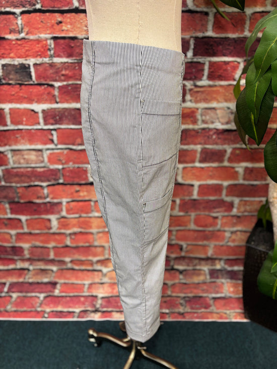 Cool Tech Stripe Seaside Capri Pant