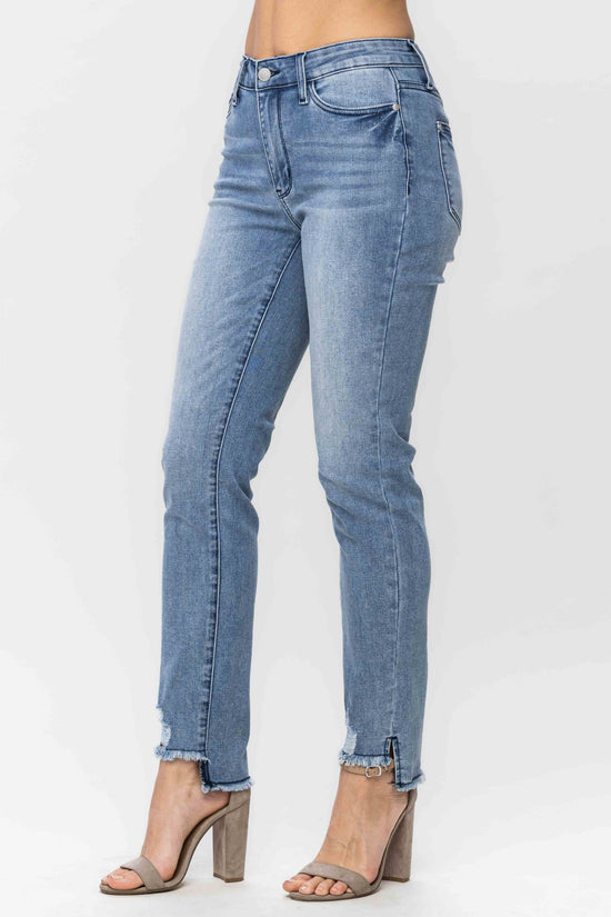 Judy Blue MID RISE Cool Denim Sustainable Relaxed Fit *FINAL SALE*