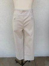 Load image into Gallery viewer, Coastal Breeze Capri Pants
