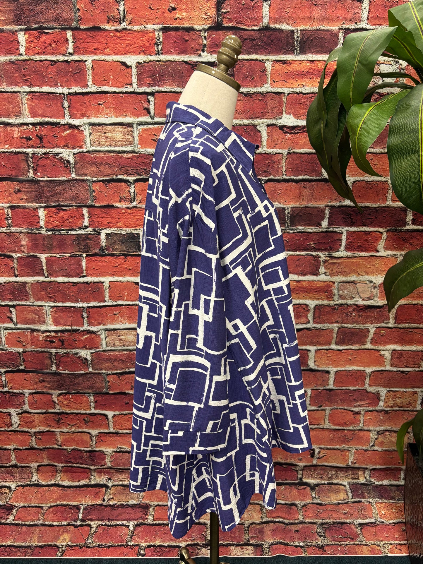 Modern Lines Wide Leg Pants
