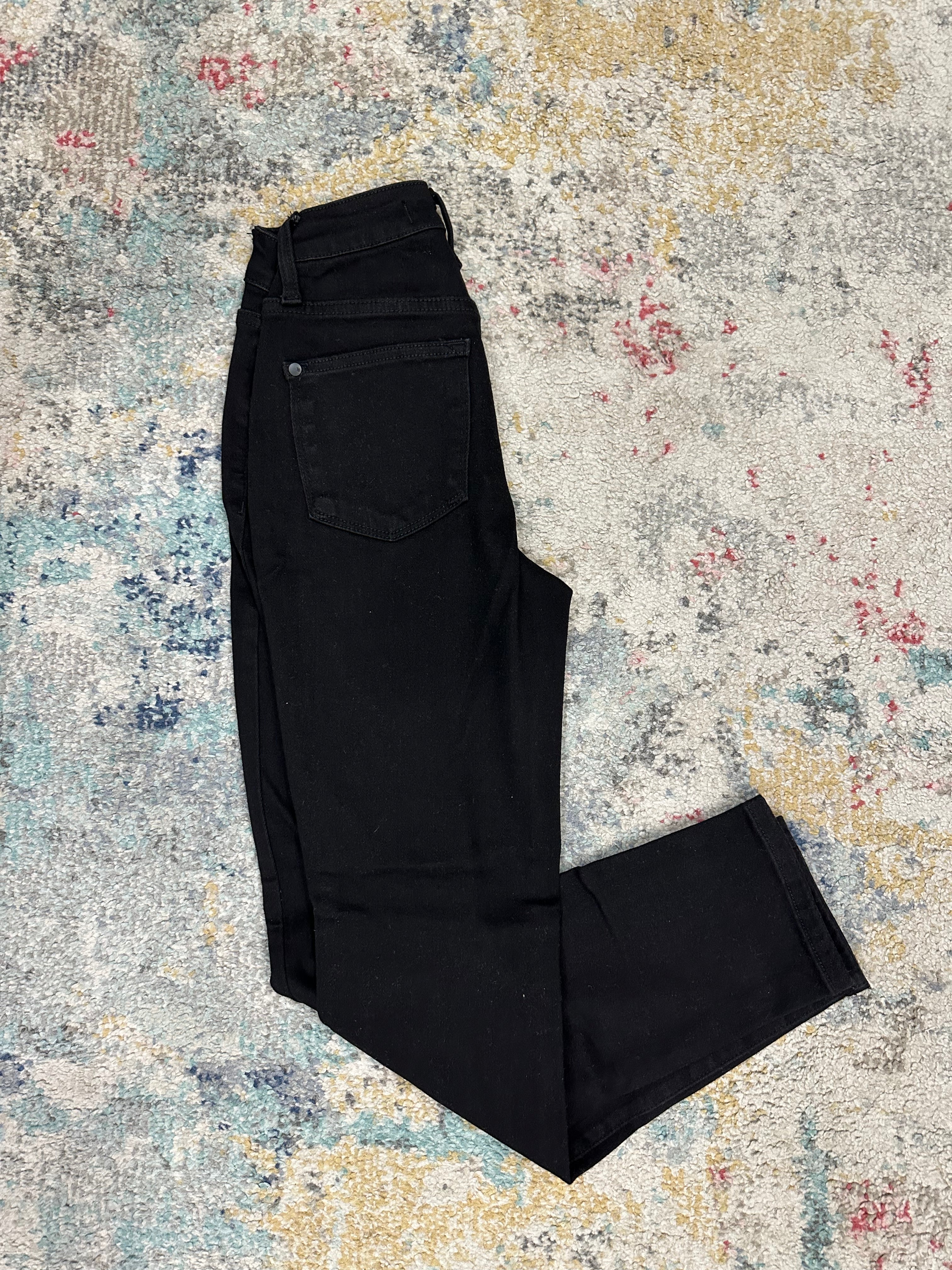 Judy Blue Slim Black Non Distressed Mid Rise