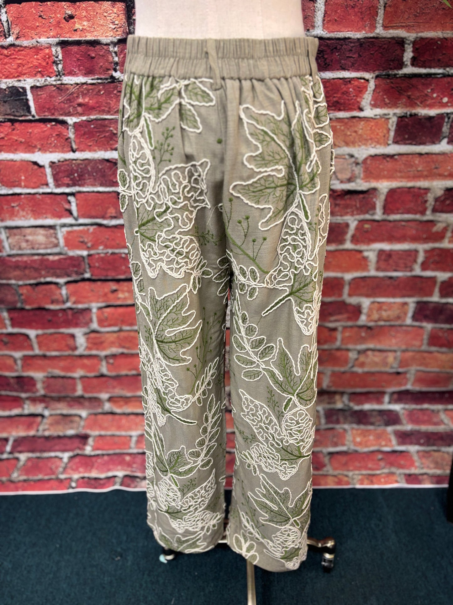 Embossed Wide Leg Pant