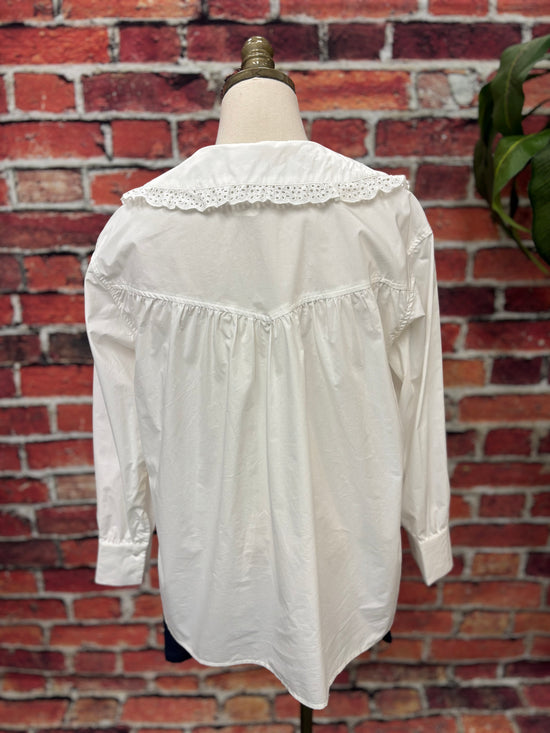 Sweet Lace Collar Cotton Blouse