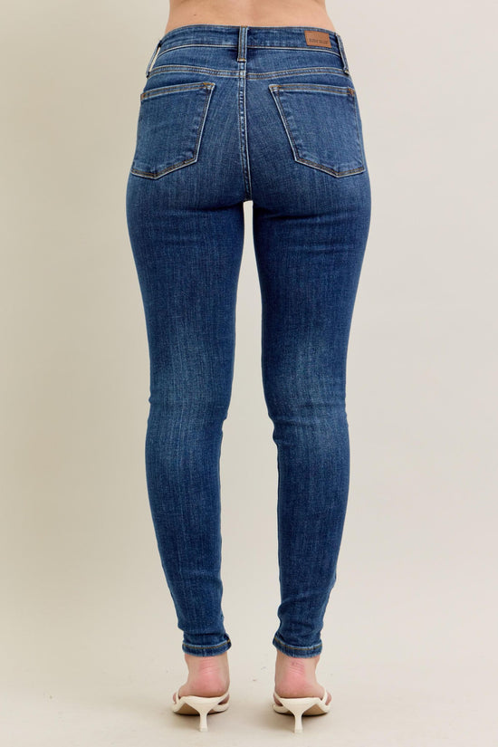 Core Mid-Rise Skinny with Handsanding
