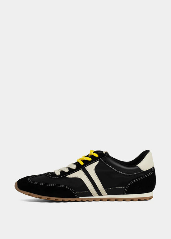 Sarah Sneaker