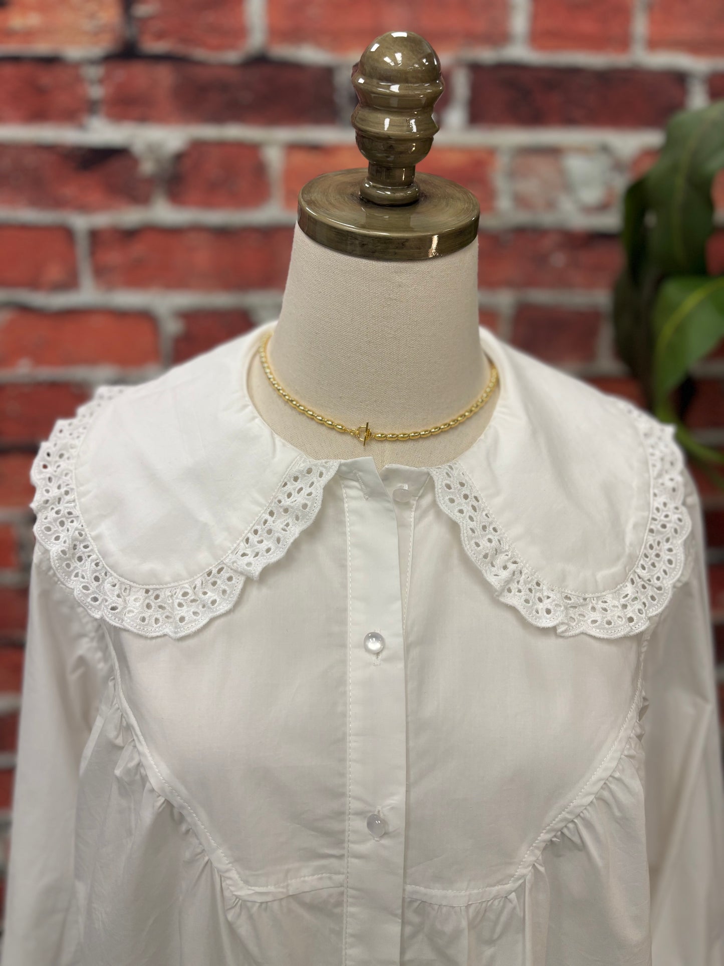 Sweet Lace Collar Cotton Blouse
