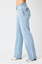 Load image into Gallery viewer, Judy Blue High Waist V Front Waistband Straight Leg
