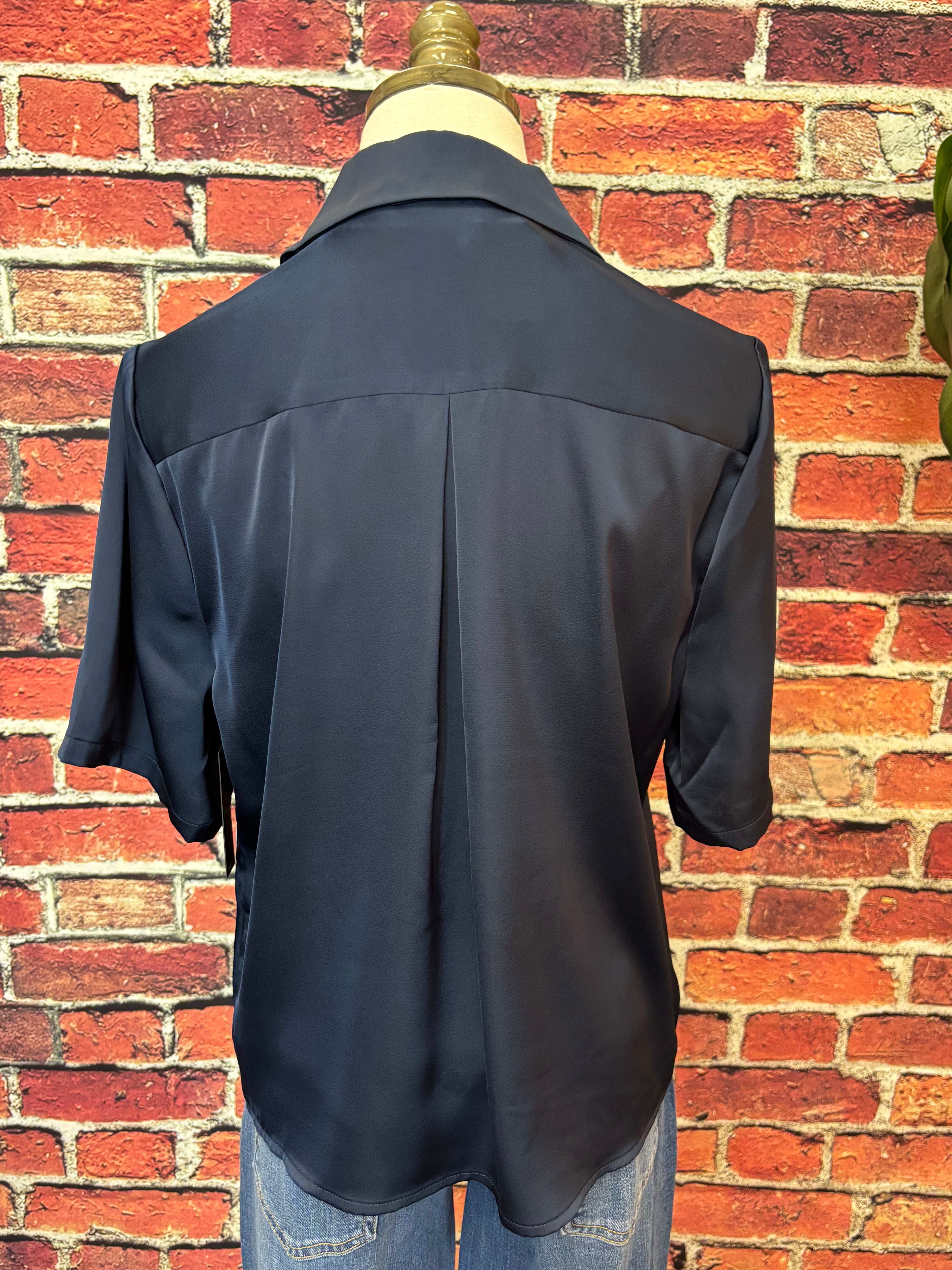 Short Sleeve Camp collar Blouse
