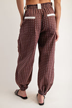 Load image into Gallery viewer, Soft Washed Micro Diamond Striped Joggers

