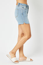 Load image into Gallery viewer, Judy Blue Mid-Rise Cut Off Shorts
