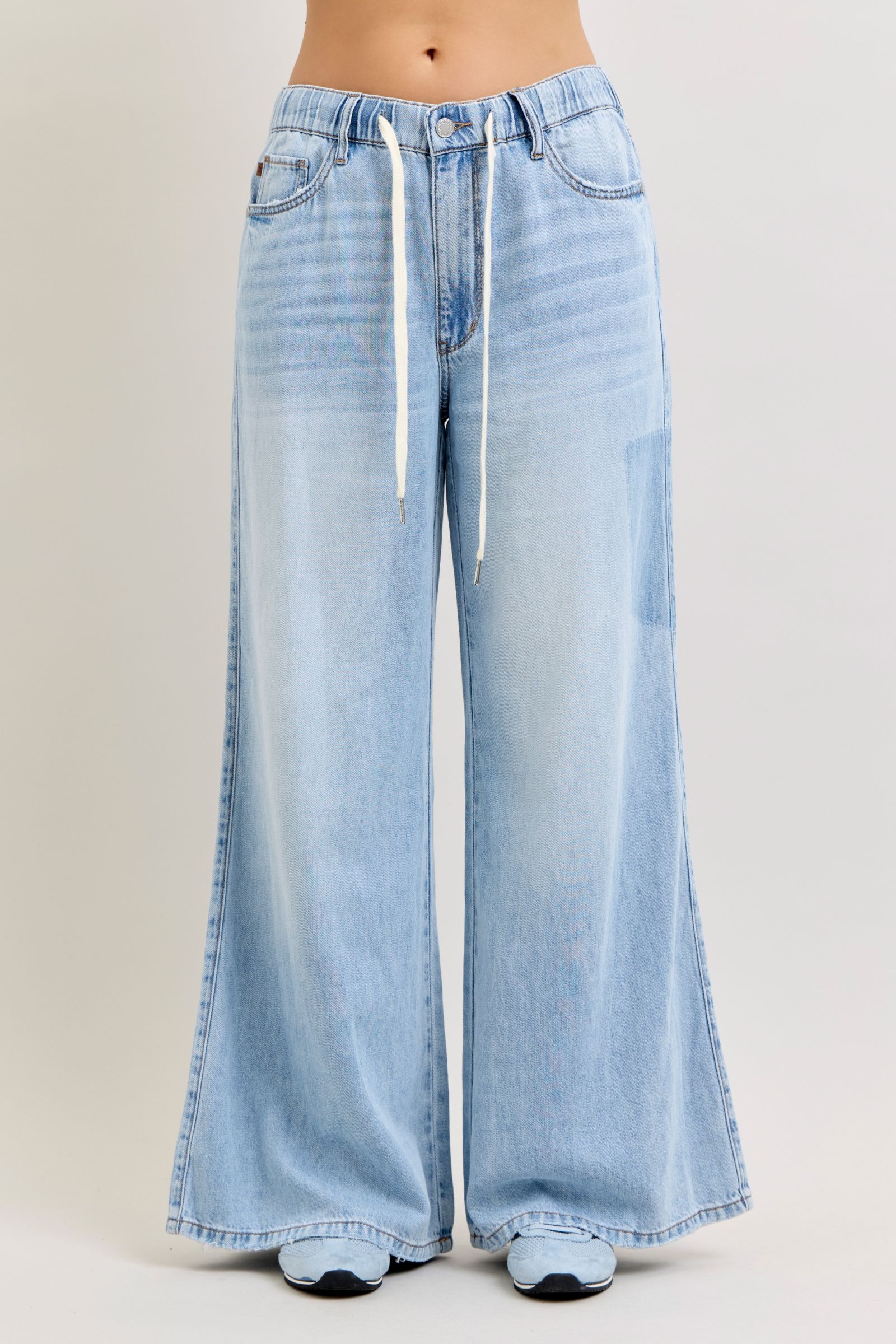 Judy Blue HW Featherweight Palazzo Shadow Pocket