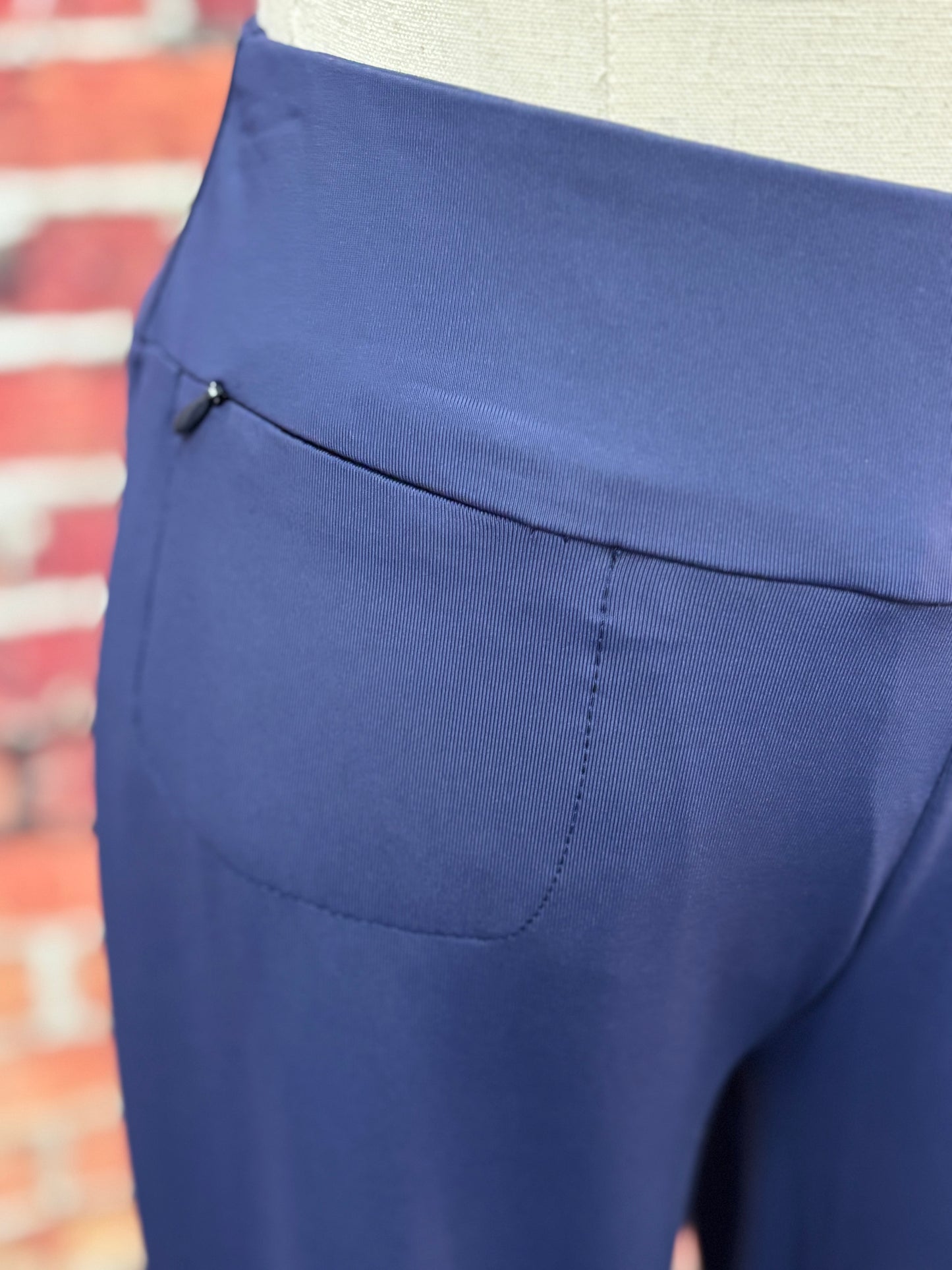 LuLu B Capri