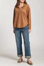 Load image into Gallery viewer, Timeless Top
