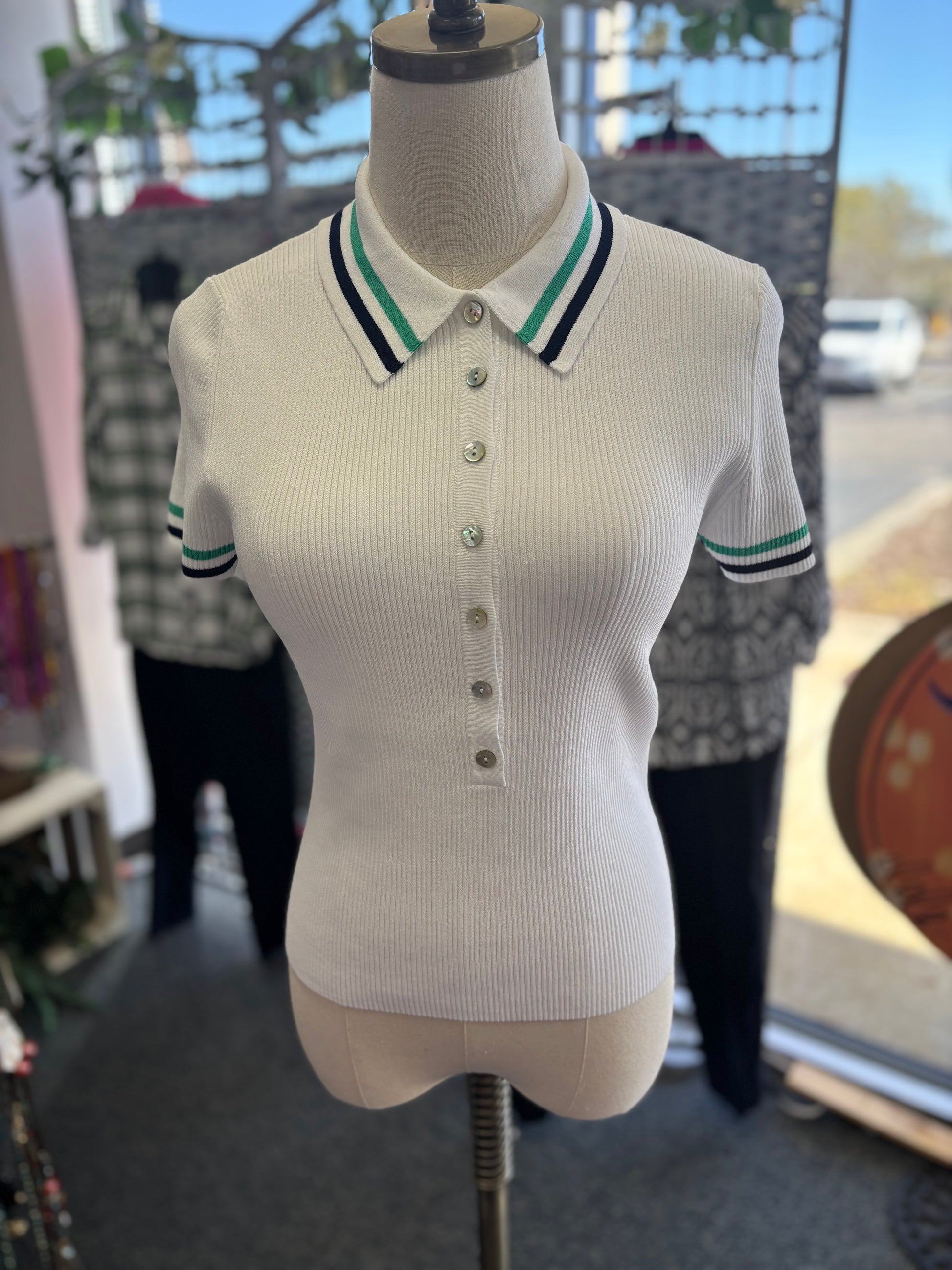 Tipping Johnny Short Sleeve Pullover