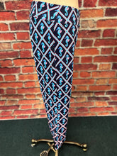 Load image into Gallery viewer, LuLu B Capri
