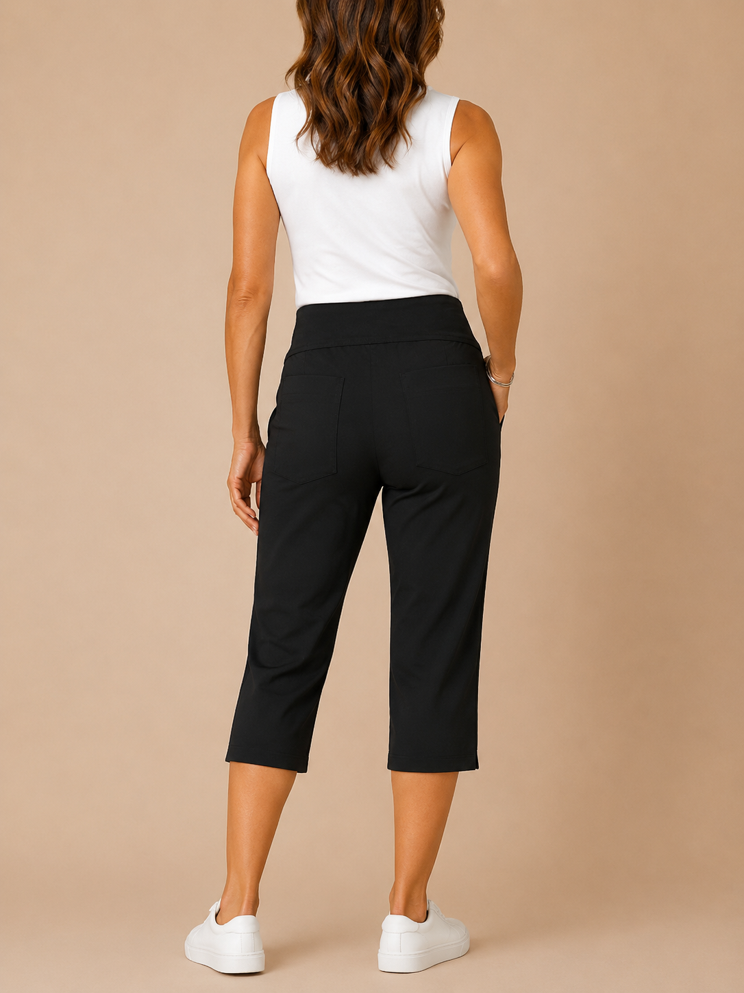Streamline Chic Pull-On Capri