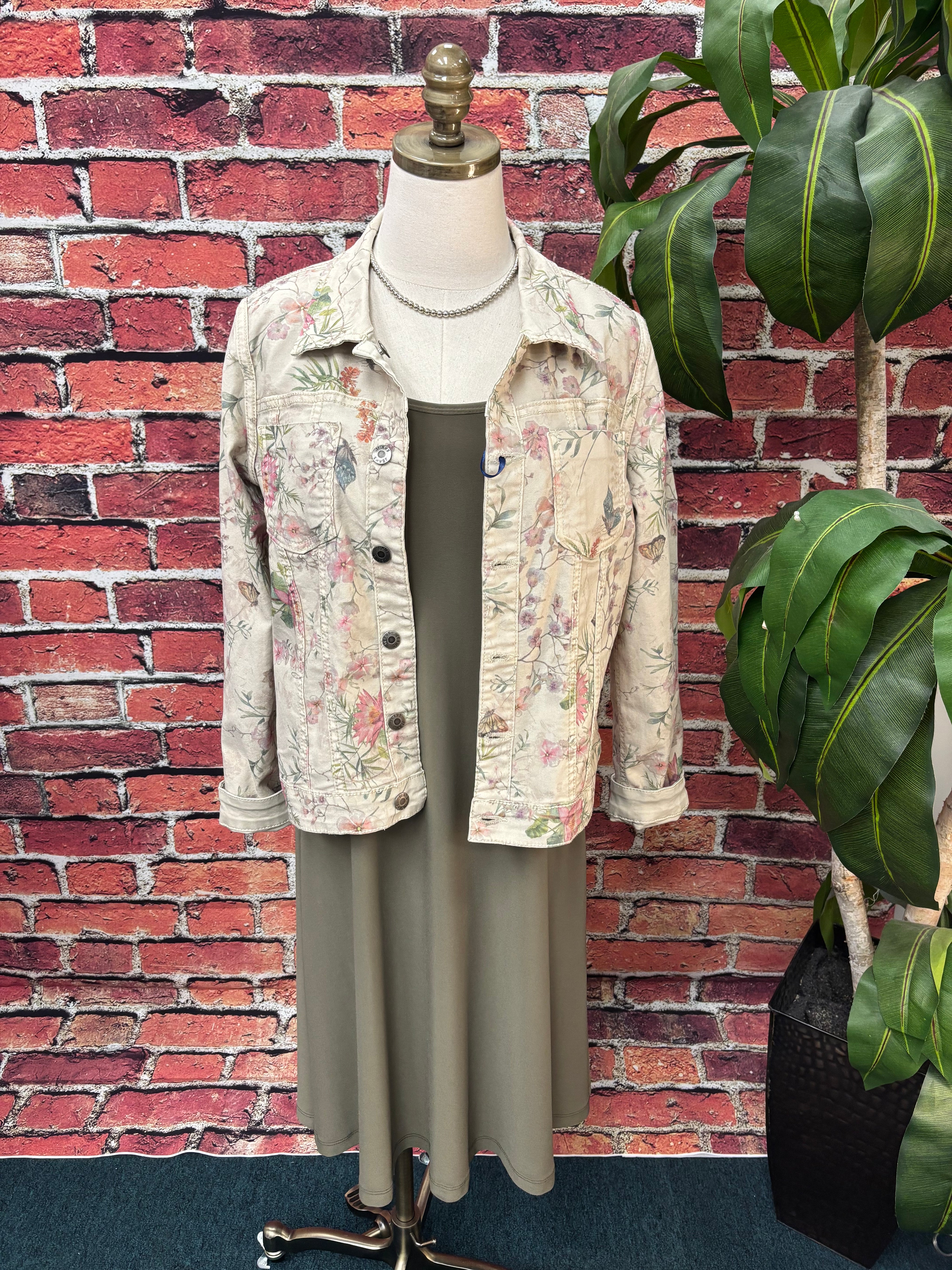 Sleeveless Flared Dress