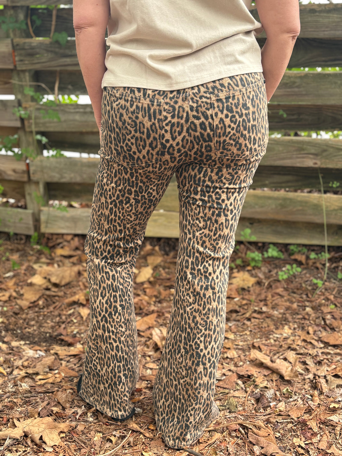 Judy Blue Jaqueline Leopard Flare Luxe