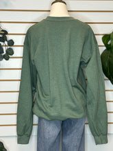 Load image into Gallery viewer, Merry Christmas Metallic Puff Sweatshirt
