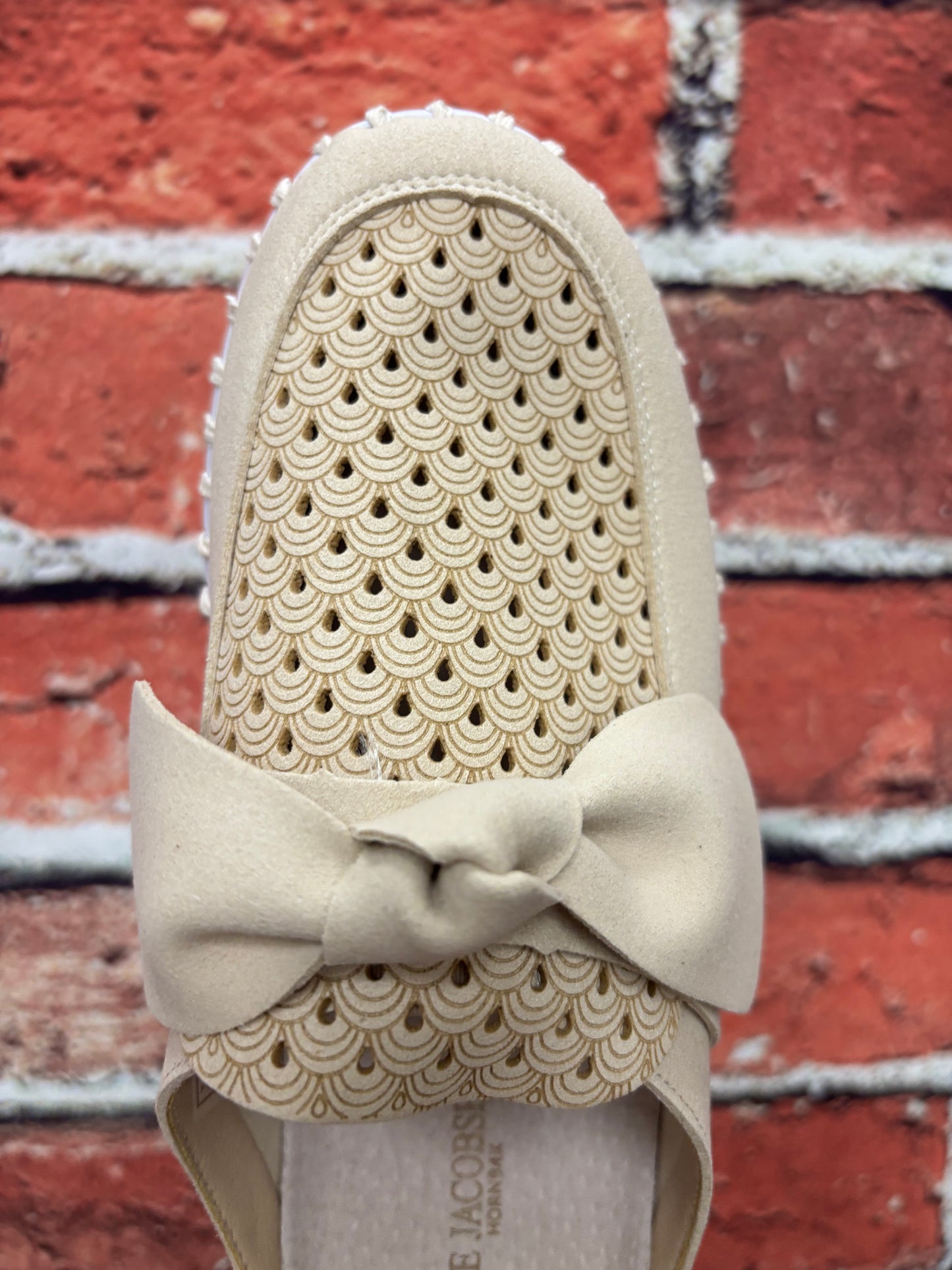 Sand Bow Comfort Mule