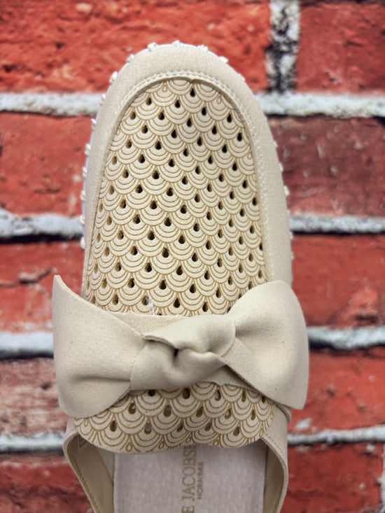 Sand Bow Comfort Mule