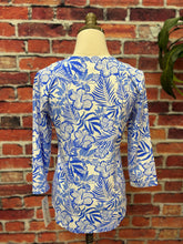 Load image into Gallery viewer, Oh Sharon Top
